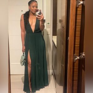 Fame & Partners Pleated Gown - Size 2 (fits size 4-6)